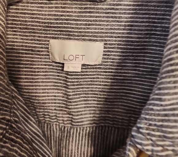 LOFT Gray Striped Shirt Jacket - Picture 2 of 4